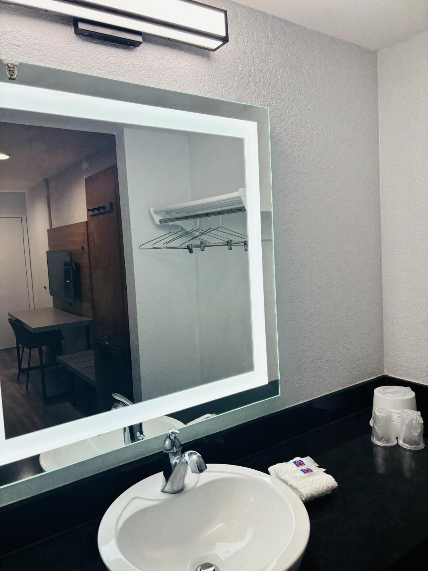 Motel 6-Santa Ana, Ca المظهر الخارجي الصورة
